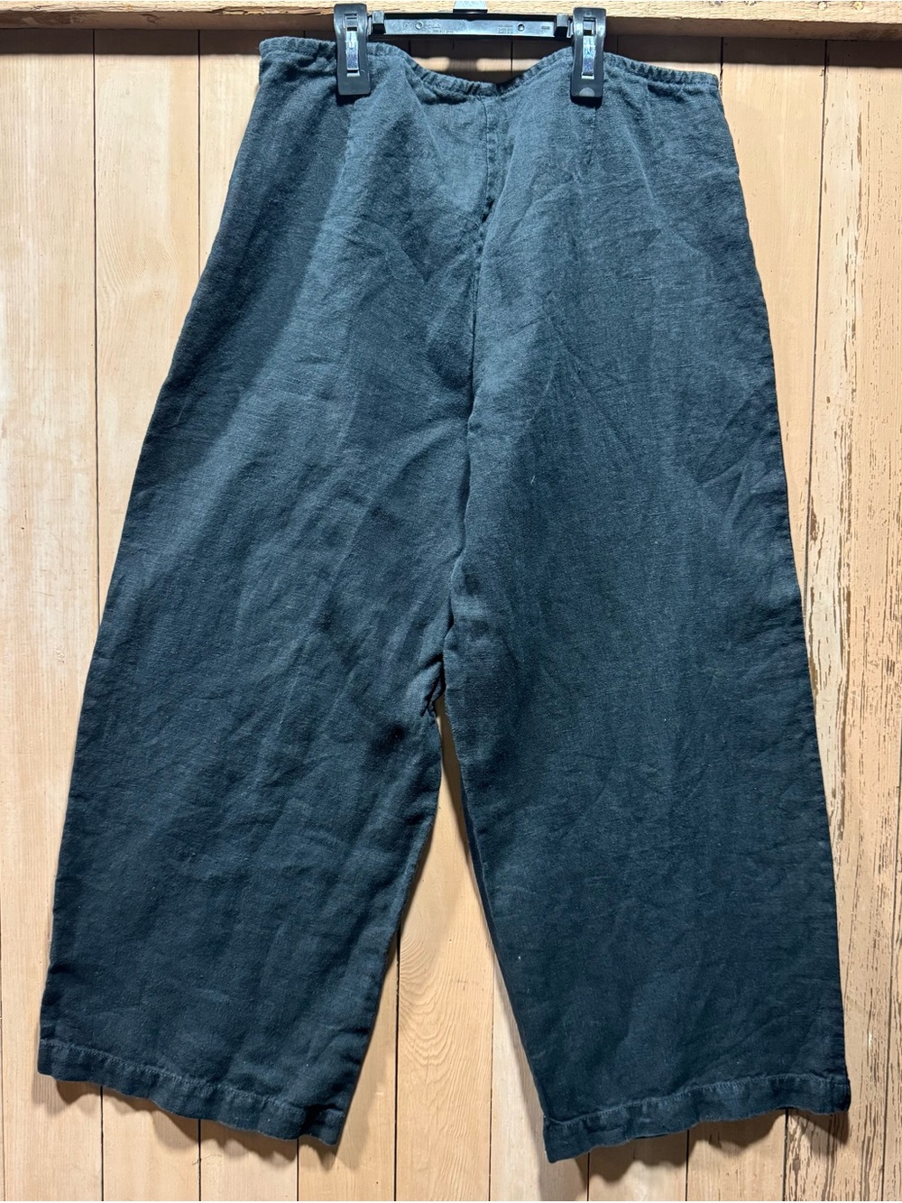 Eileen Fisher Wide-Leg Cropped Linen Black Pants